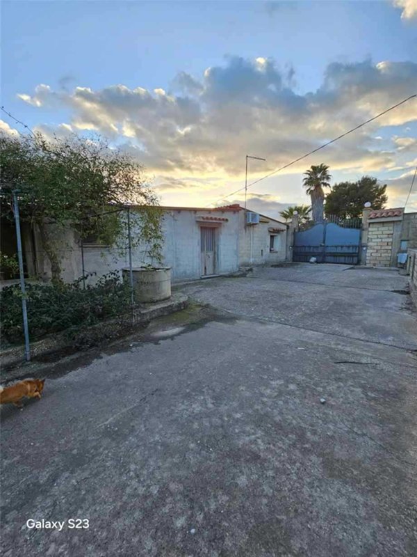 casa indipendente in vendita a Noto in zona San Corrado di Fuori