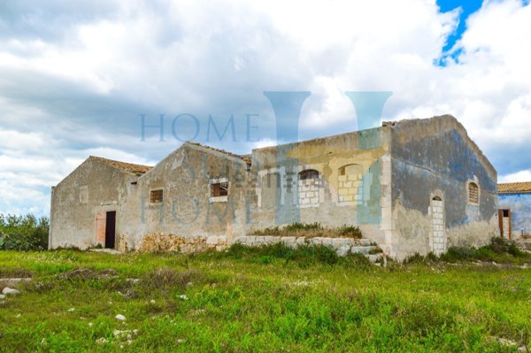 casa indipendente in vendita a Noto in zona Vendicari