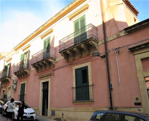 casa indipendente in vendita a Noto