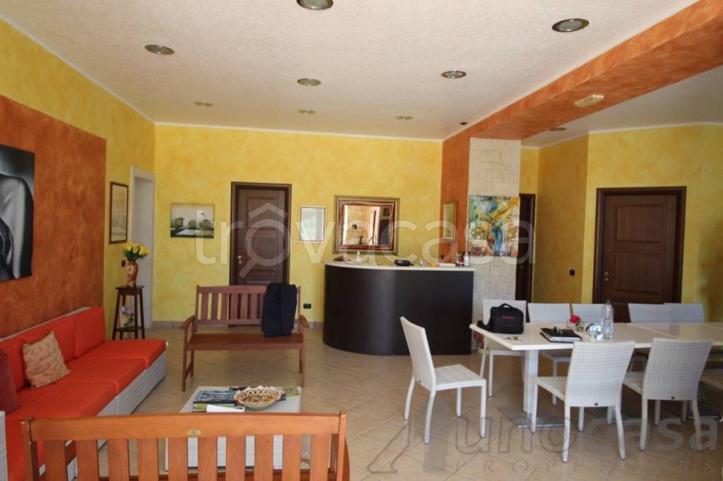 casa indipendente in vendita a Noto