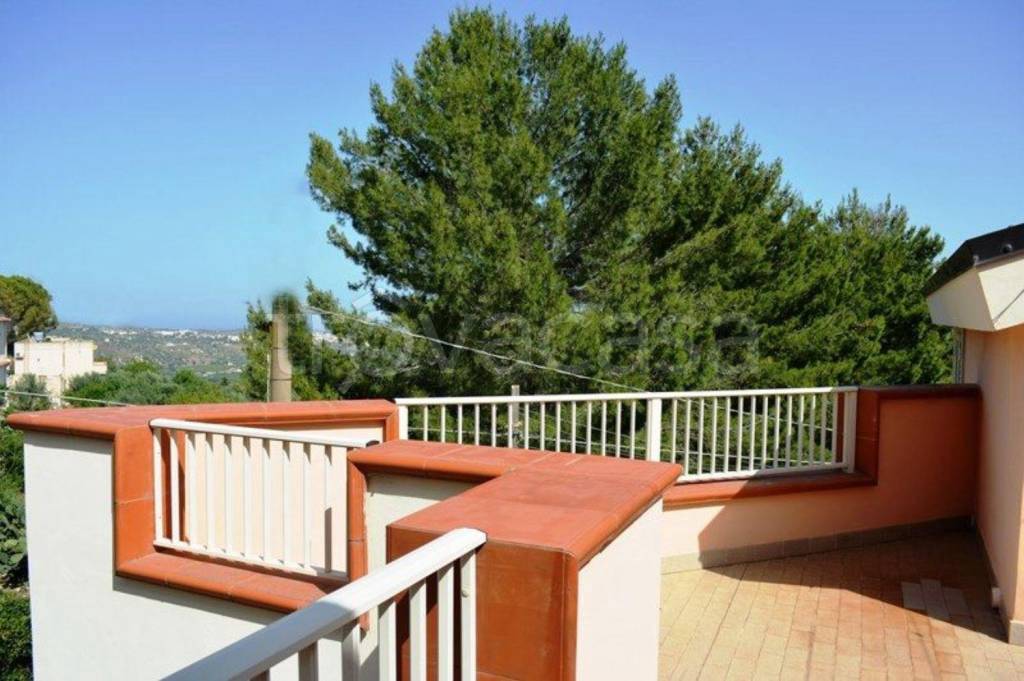 casa indipendente in vendita a Noto