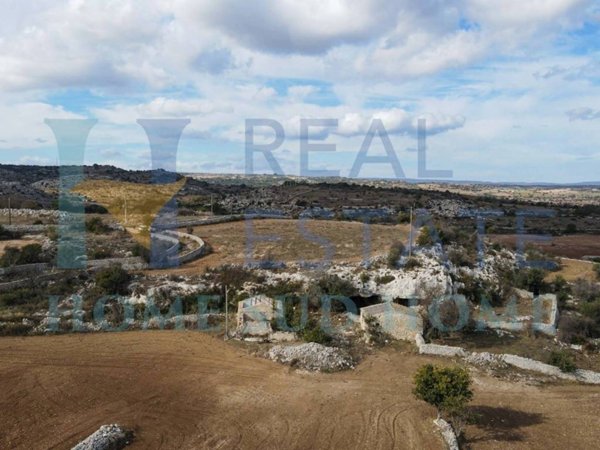 casa indipendente in vendita a Noto