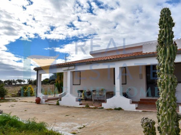 casa indipendente in vendita a Noto