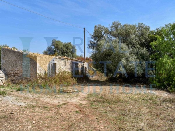 casa indipendente in vendita a Noto