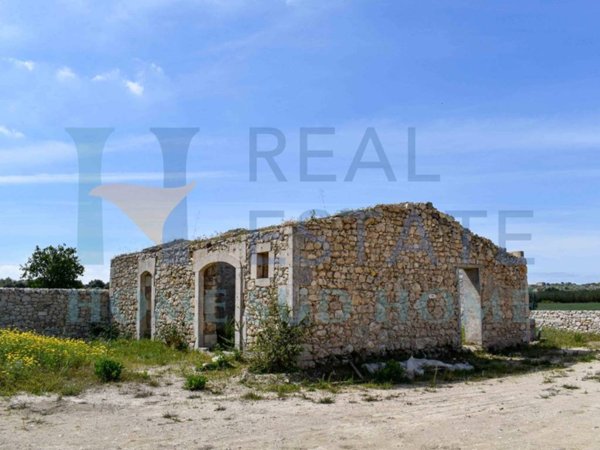 casa indipendente in vendita a Noto