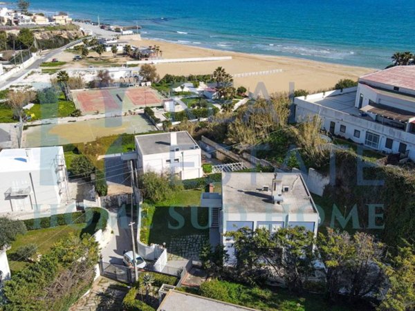villa in vendita a Noto in zona Vendicari