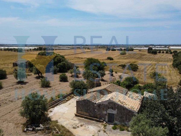casa indipendente in vendita a Noto
