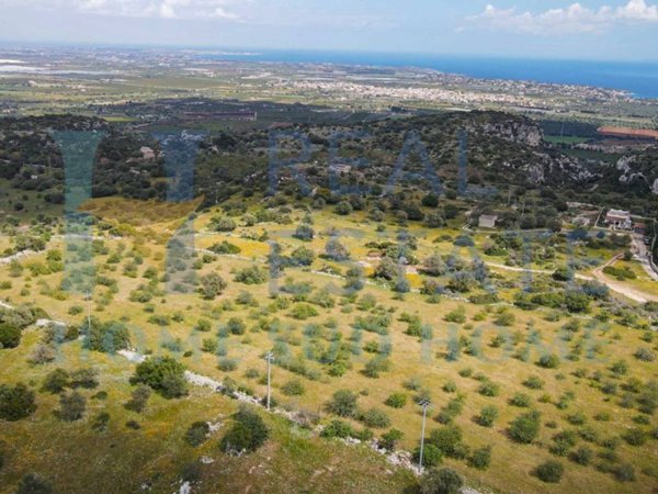 casa indipendente in vendita a Noto