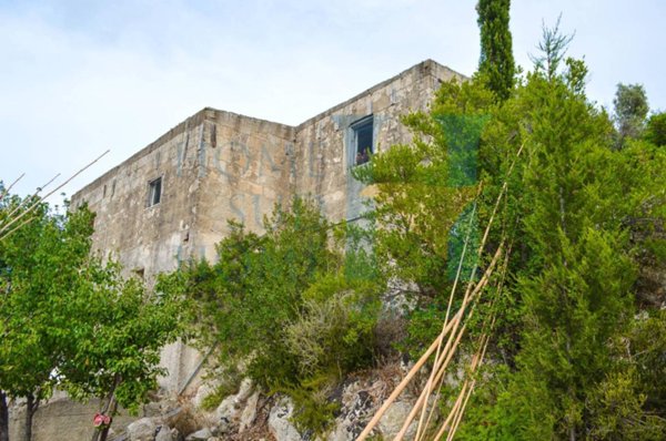 locale di sgombero in vendita a Noto in zona Vendicari