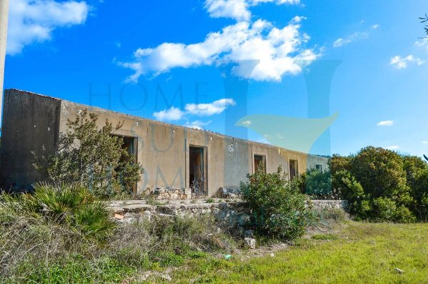 rudere in vendita a Noto in zona Vendicari