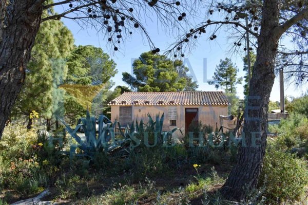casa indipendente in vendita a Noto