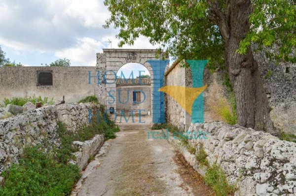 casa indipendente in vendita a Noto in zona Vendicari
