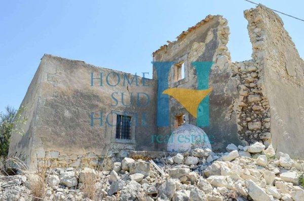 rudere in vendita a Noto in zona Vendicari