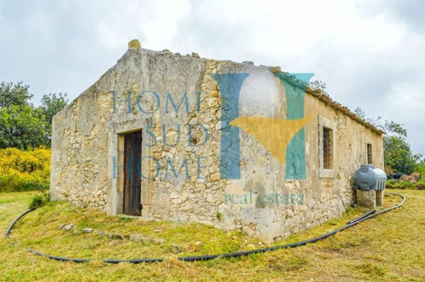 casa indipendente in vendita a Noto in zona Vendicari
