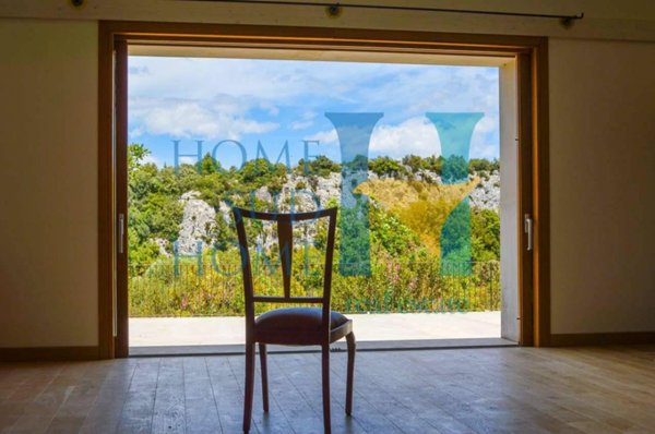casa indipendente in vendita a Noto in zona Vendicari