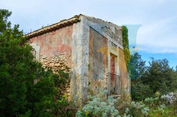 casa indipendente in vendita a Noto
