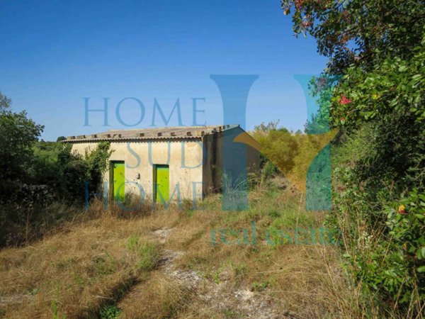 casa indipendente in vendita a Noto