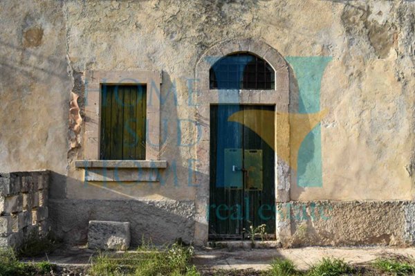 casa indipendente in vendita a Noto
