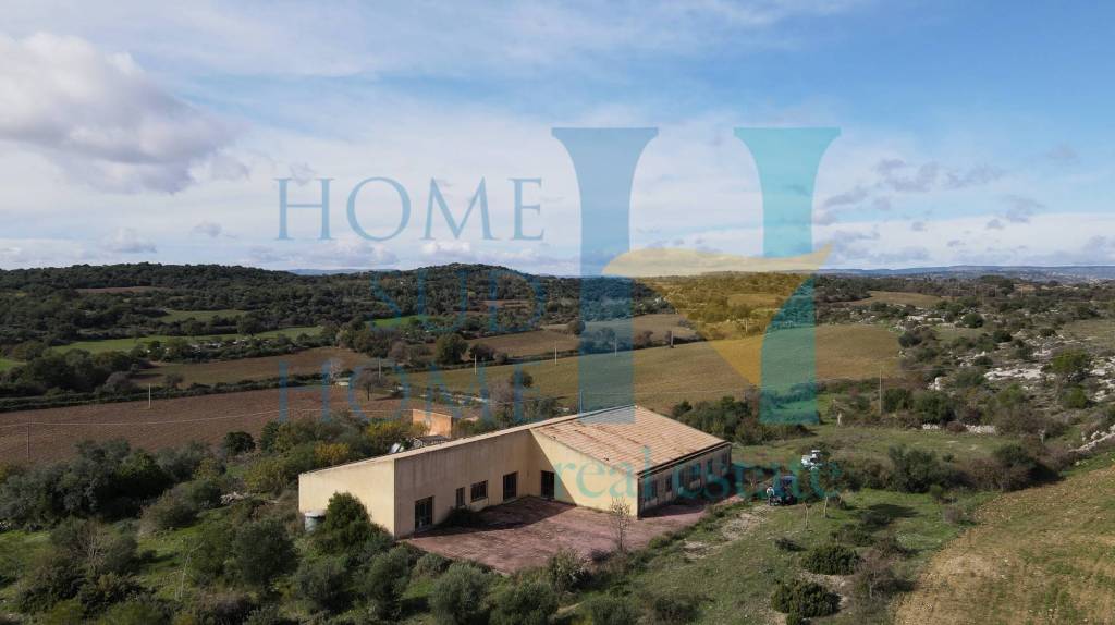 casa indipendente in vendita a Noto
