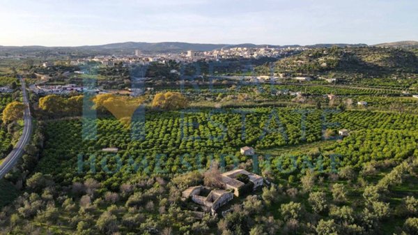 casa indipendente in vendita a Noto