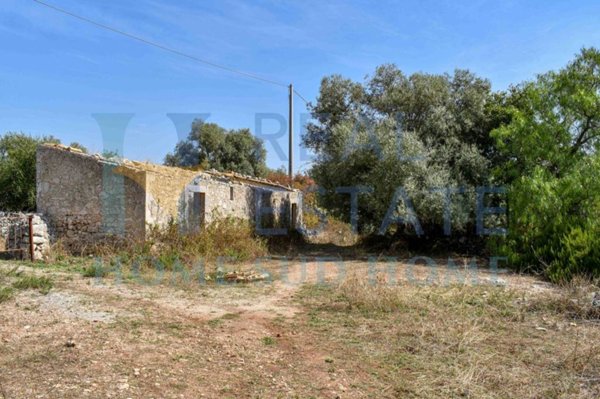 casa indipendente in vendita a Noto
