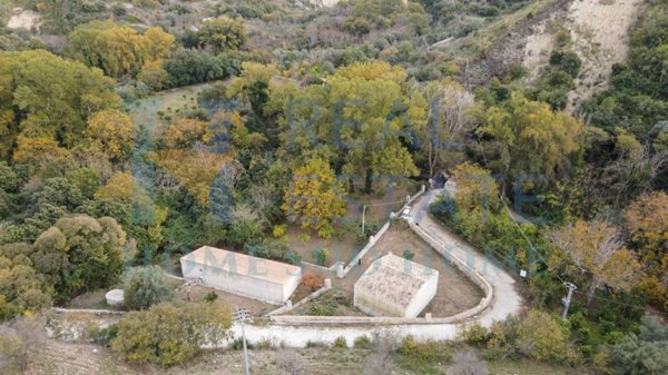 casa indipendente in vendita a Noto