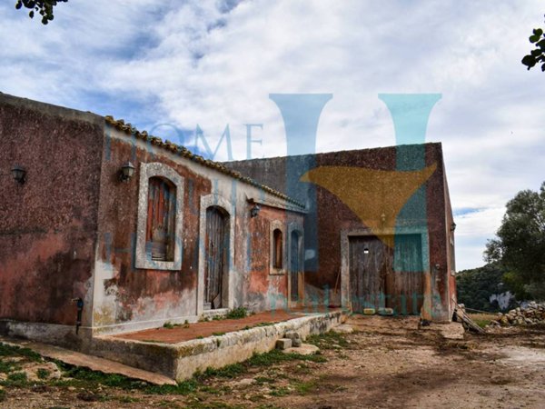 casa indipendente in vendita a Noto
