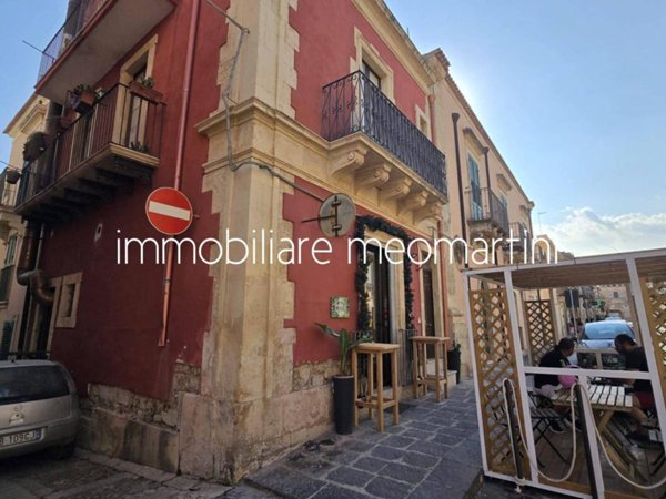 casa indipendente in vendita a Noto