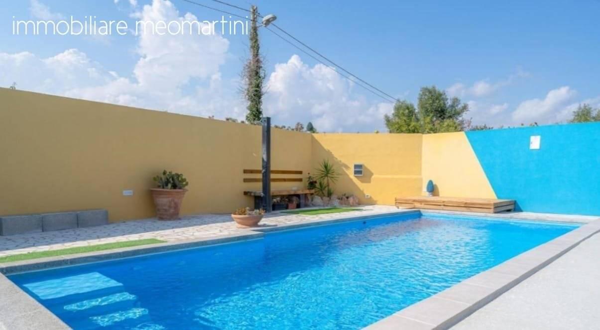 casa indipendente in vendita a Noto in zona Falconara
