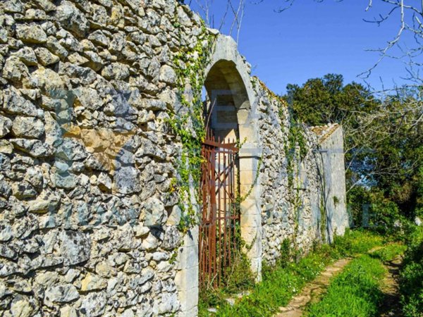 casa indipendente in vendita a Noto