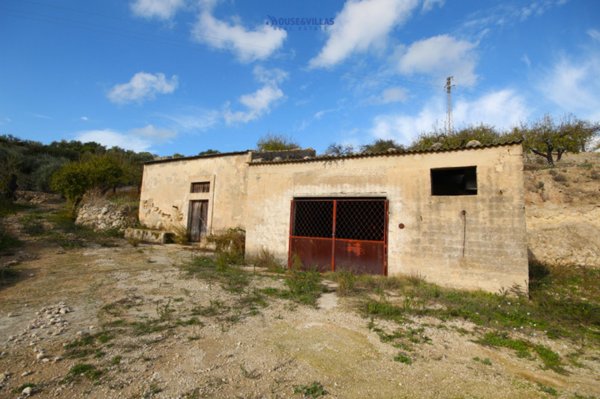 casa indipendente in vendita a Noto