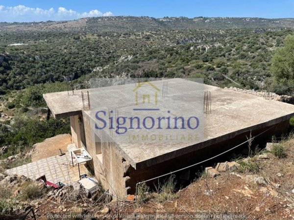 casa indipendente in vendita a Noto