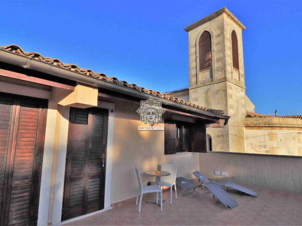 intera palazzina in vendita a Noto