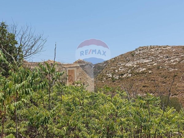 terreno agricolo in vendita a Noto in zona San Corrado di Fuori