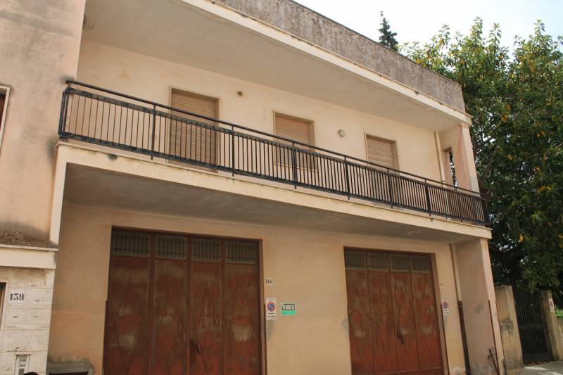 casa indipendente in vendita a Noto
