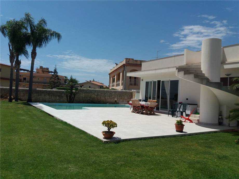 casa indipendente in vendita a Noto