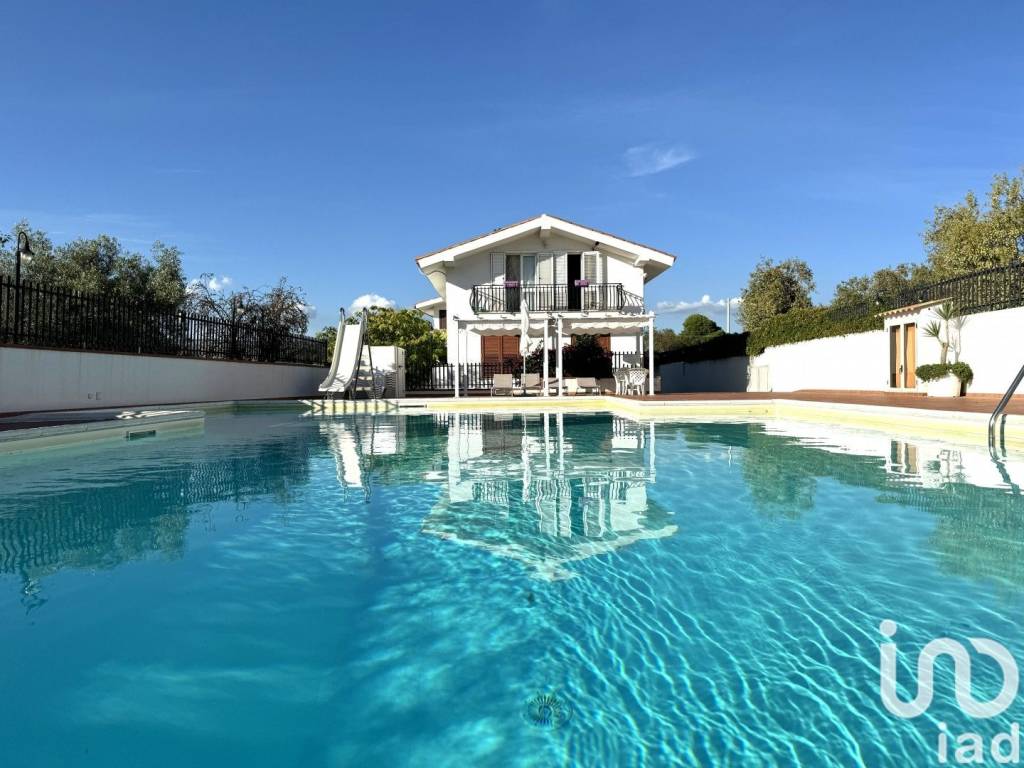 casa indipendente in vendita a Noto in zona Lido di Noto