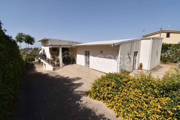 casa indipendente in vendita a Noto in zona San Corrado di Fuori