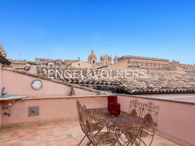 casa indipendente in vendita a Noto