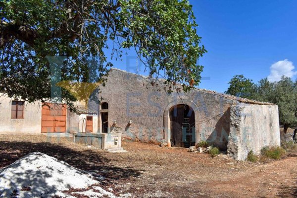 casa indipendente in vendita a Noto