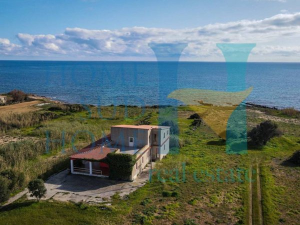 casa indipendente in vendita a Noto