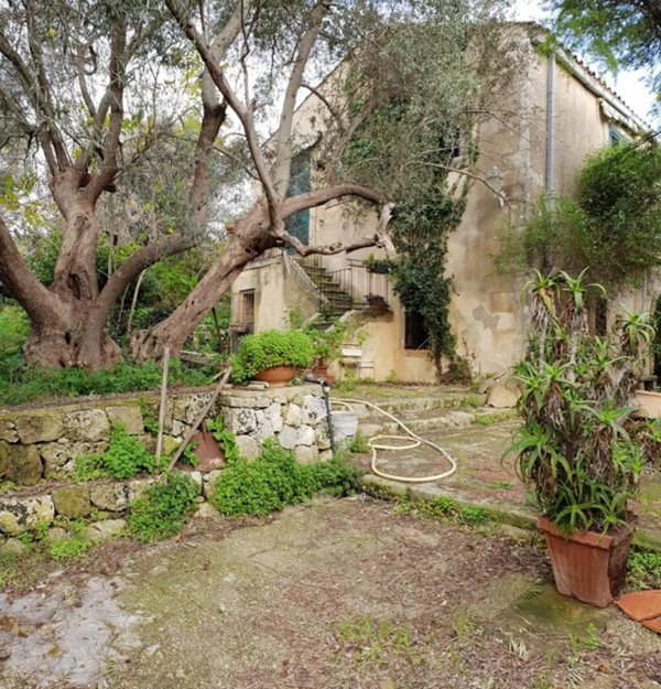 casa indipendente in vendita a Noto