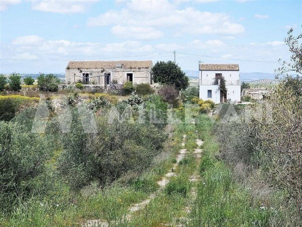 casale in vendita a Noto
