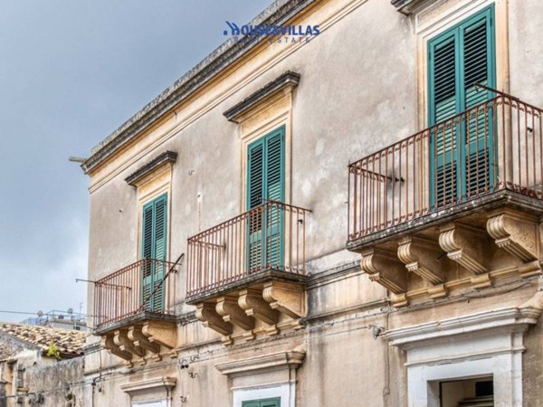 casa indipendente in vendita a Noto