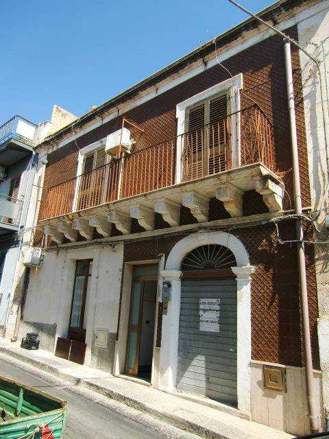 casa indipendente in vendita a Noto