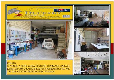 casa semindipendente in vendita a Noto