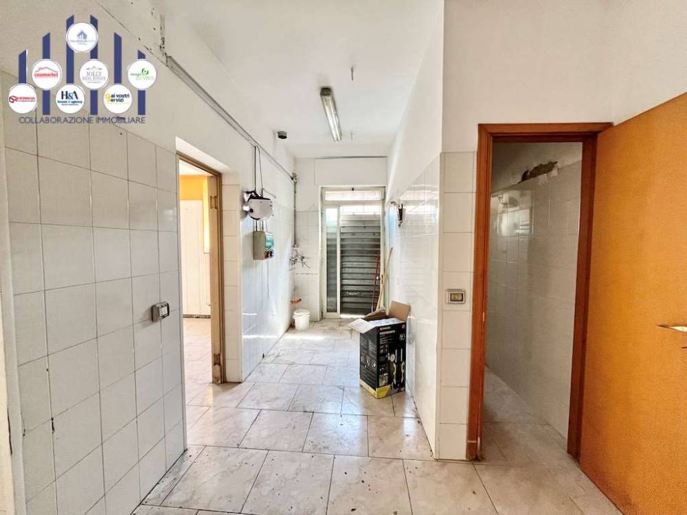 negozio in vendita a Noto