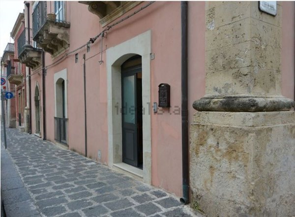 casa indipendente in vendita a Noto
