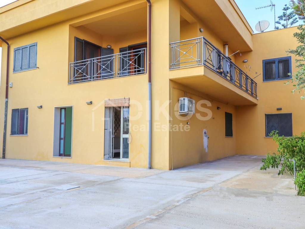 casa indipendente in vendita a Noto