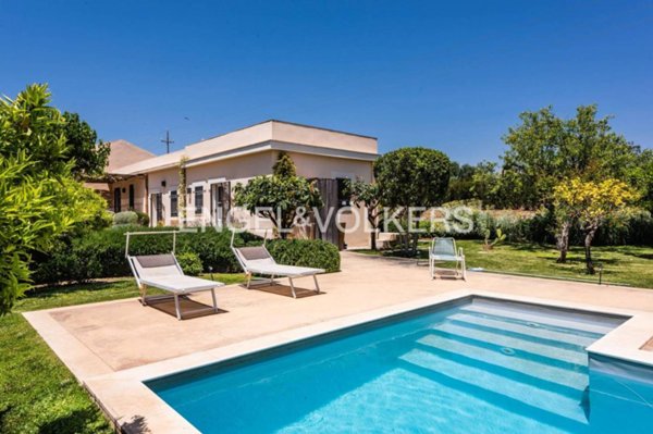 casa indipendente in vendita a Noto